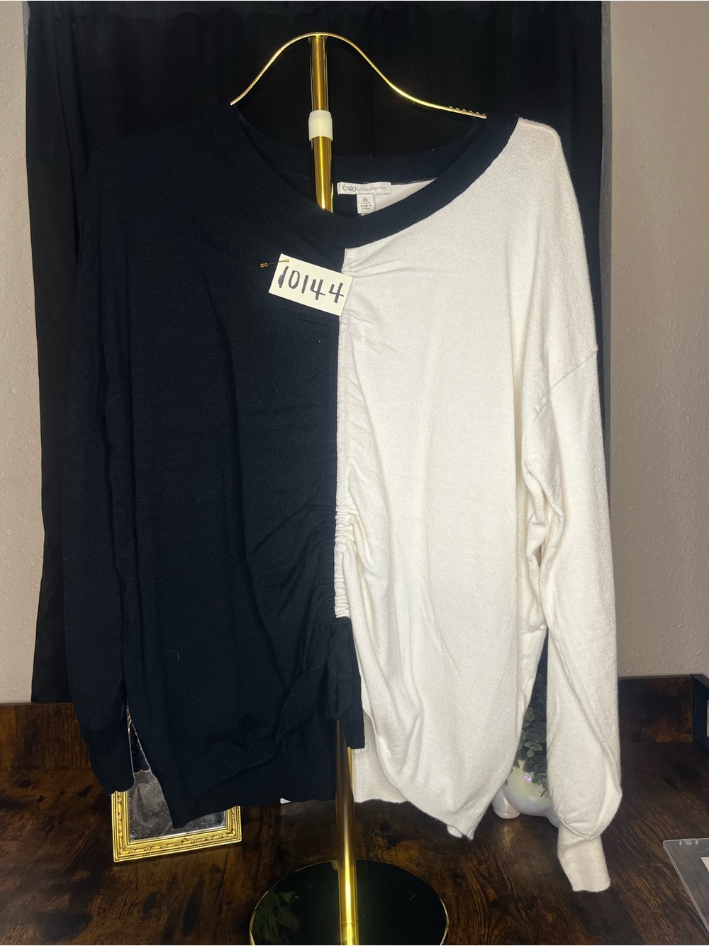 Cato Black & Ivory Colorblock Ruched Sweater Top XL